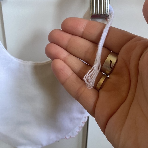Vintage (‘81) Embroidered Bib - Picture 6 of 6